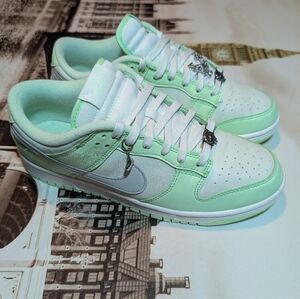 Nike Dunk Next Nature Low Sea Glass Vapor Green Shoes Women's Size 11 No Box